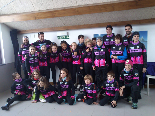 Irrintzi Ski consigue 5 medallas en los Nacionales de Rollerski